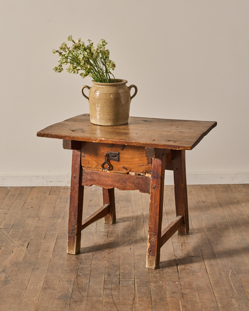 French Side table