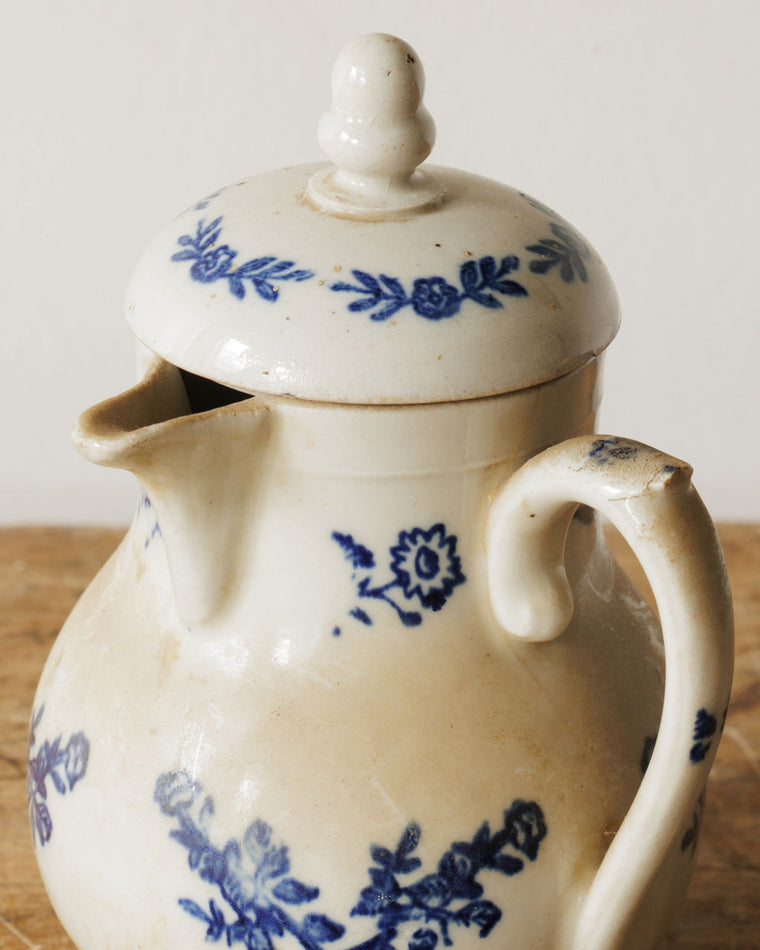 Saint Uze Teapot