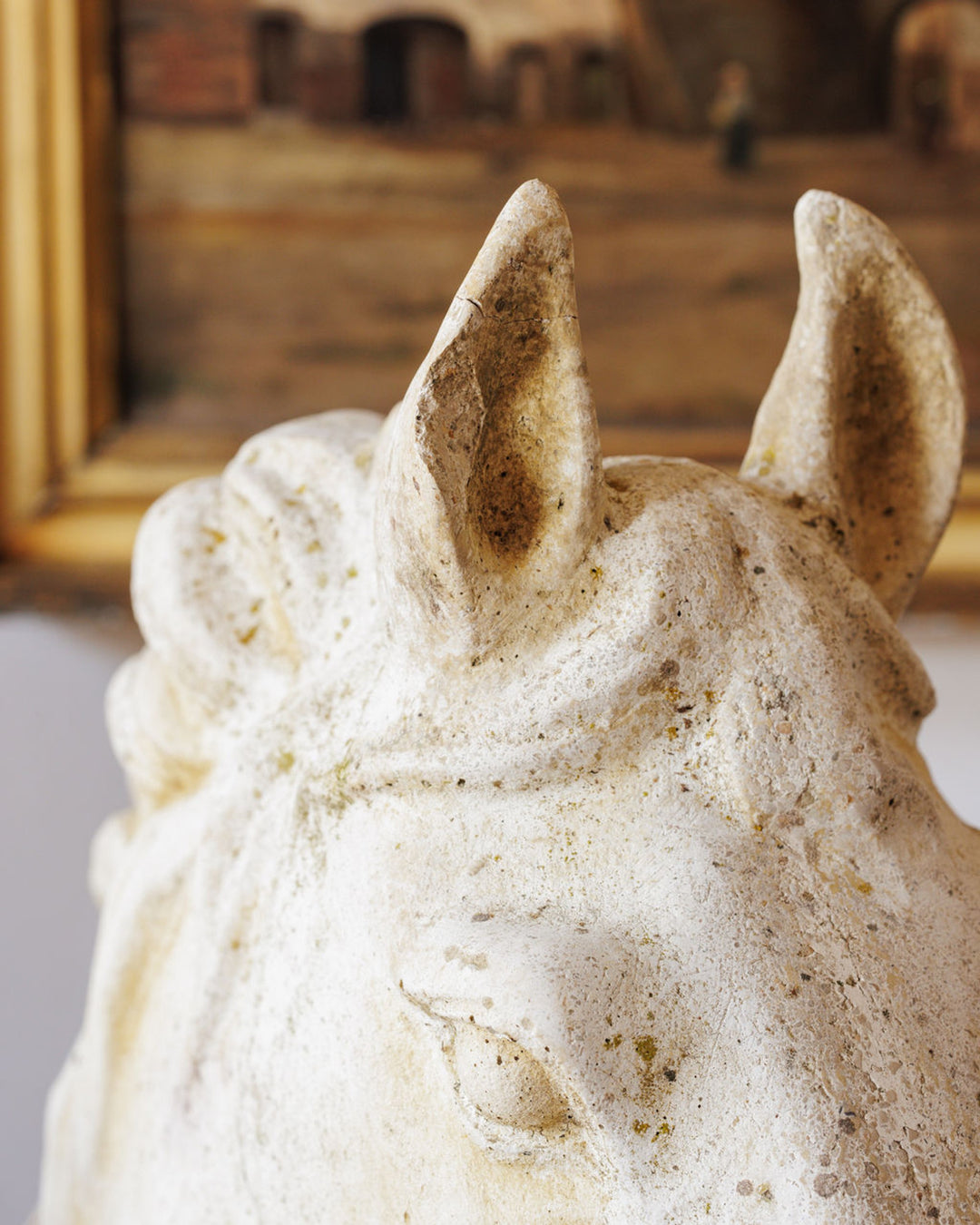 Le Cheval Bust