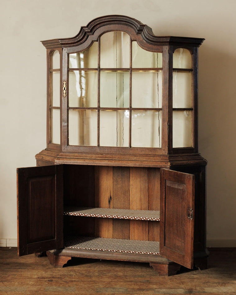 18th c. Dutch Vitrine