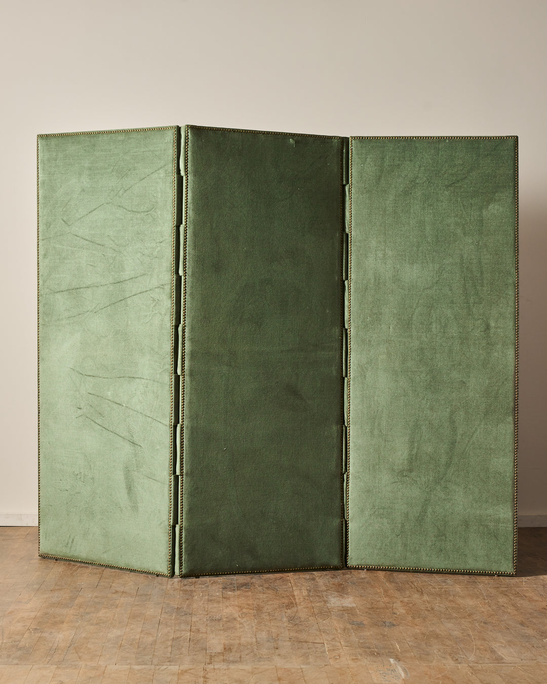 Antique Green Screen