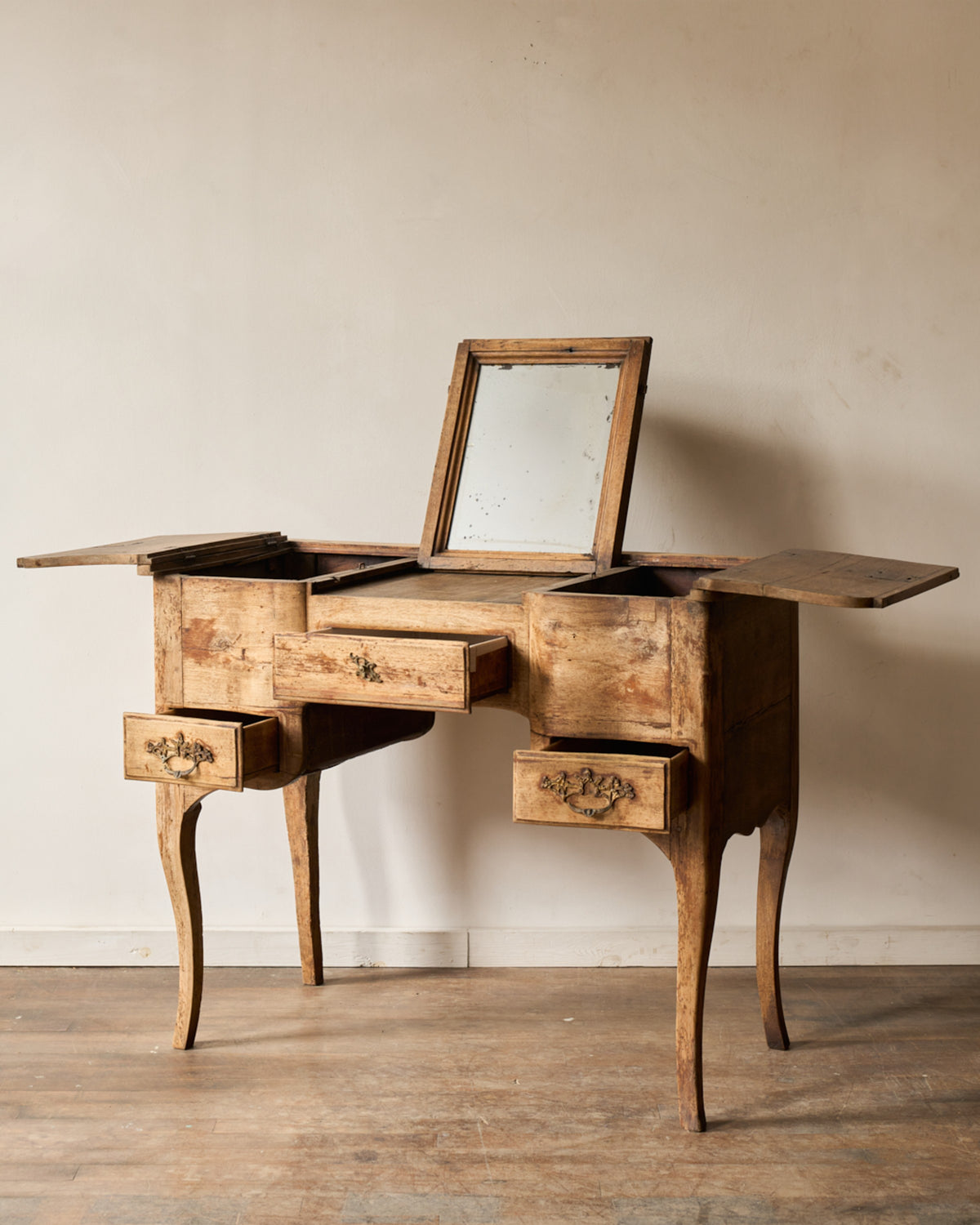 Petit Vanity