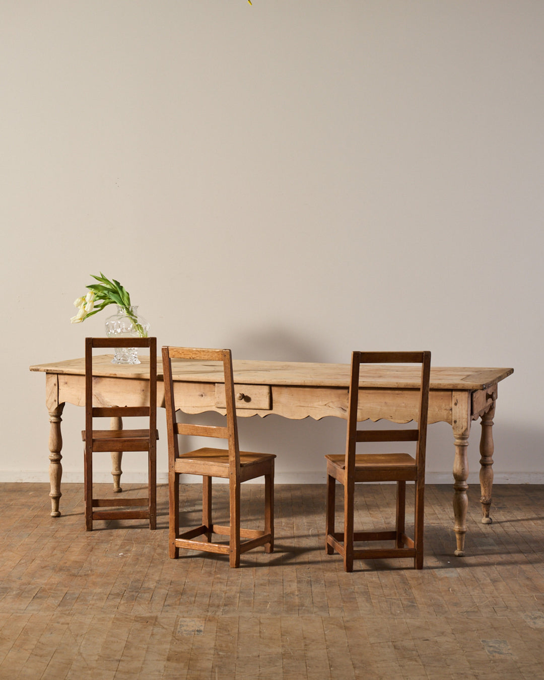 19th c. Scalloped Farm Table