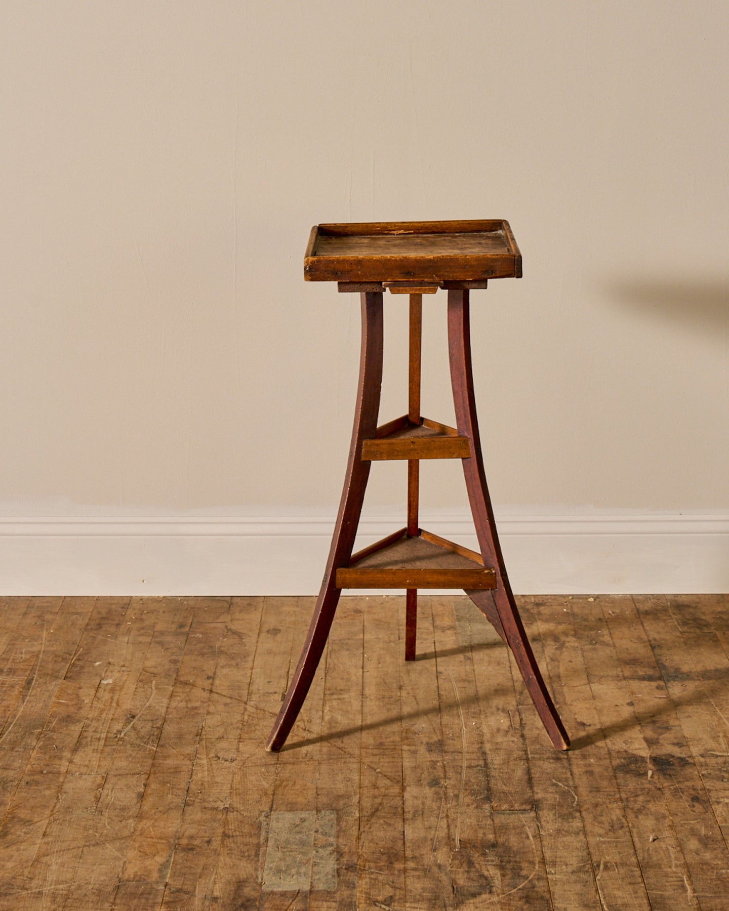 French Pedestal Table
