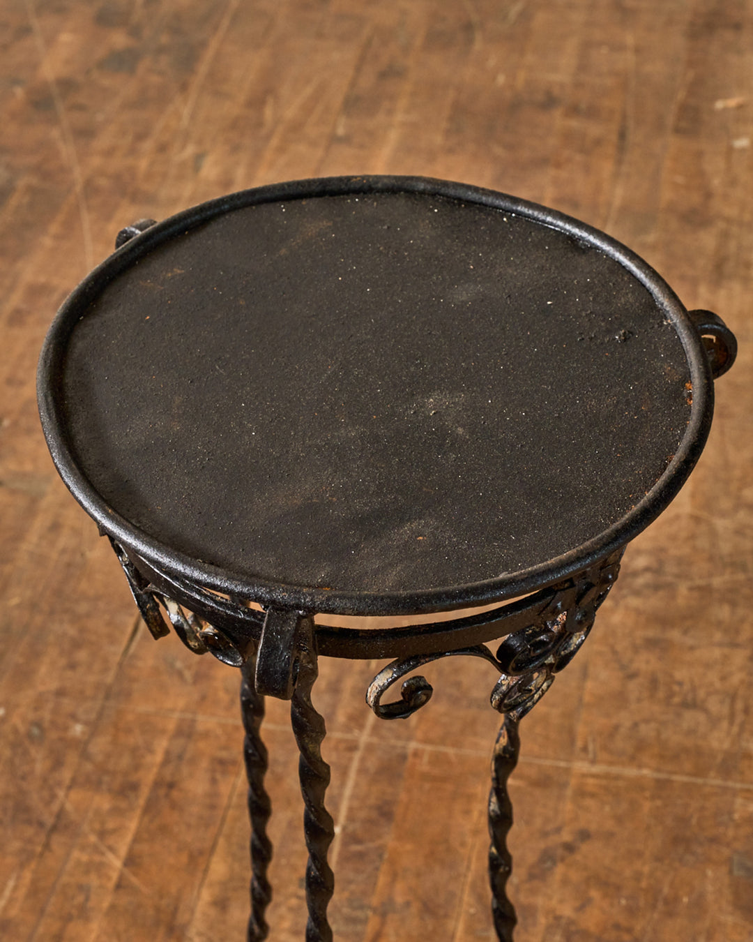 Spanish Martini Table