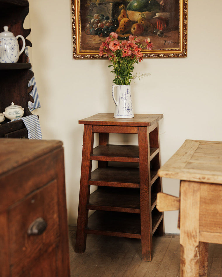 The Sorting Stool