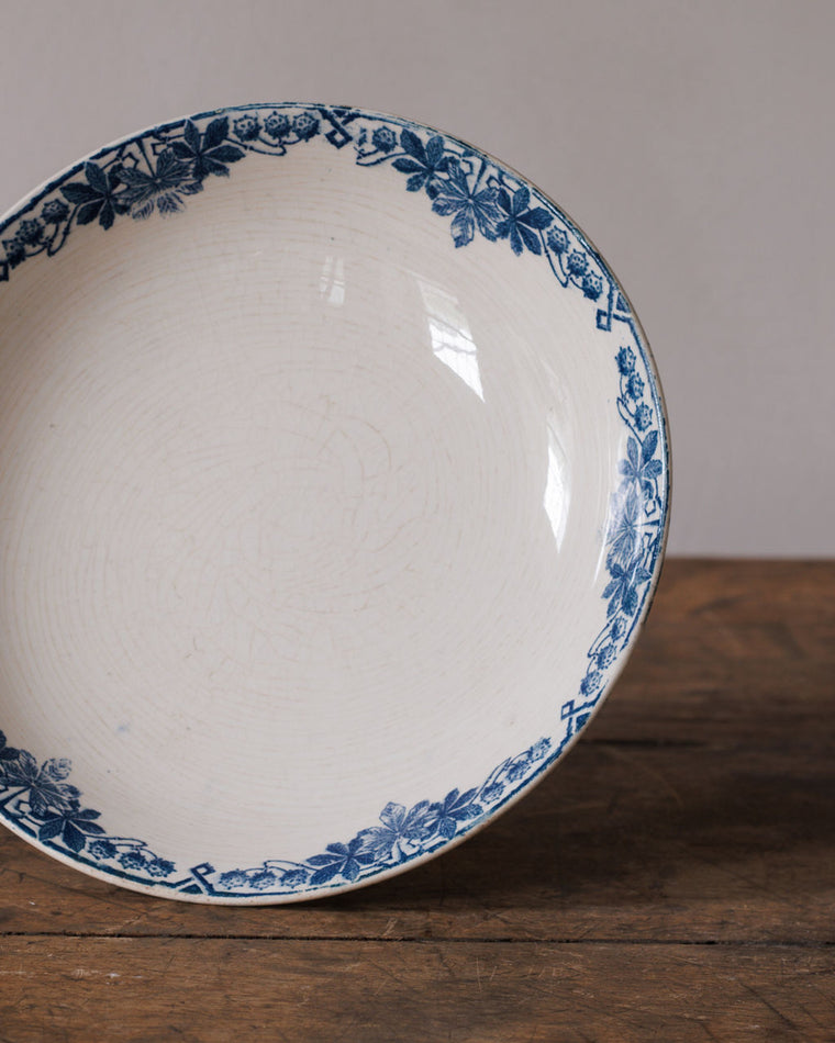 Pedestal Dish