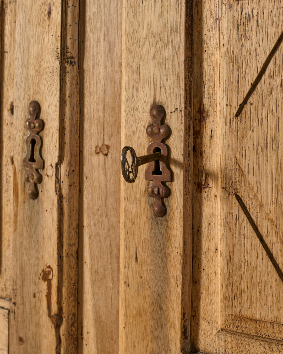 19th c. Dutch Cupboard