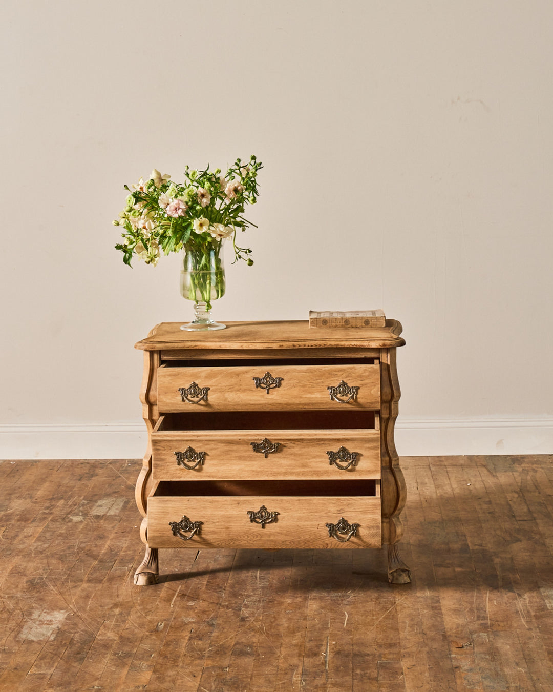 19th c. Dutch Commode