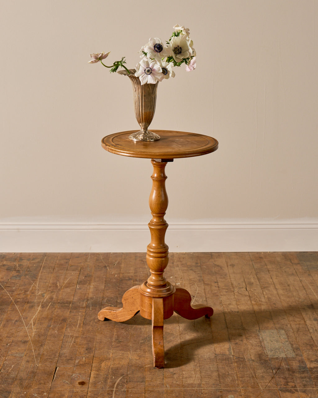 French Pedestal Table