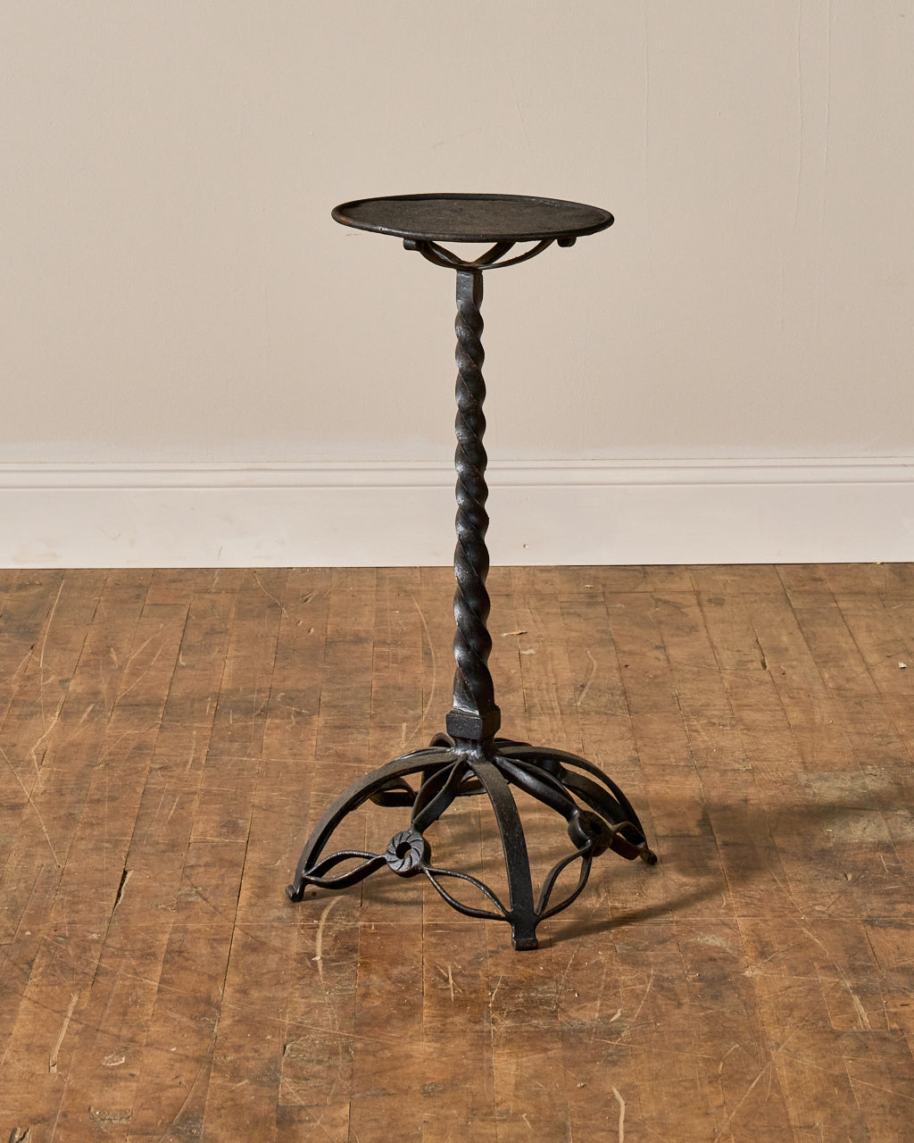 Spanish Martini Table