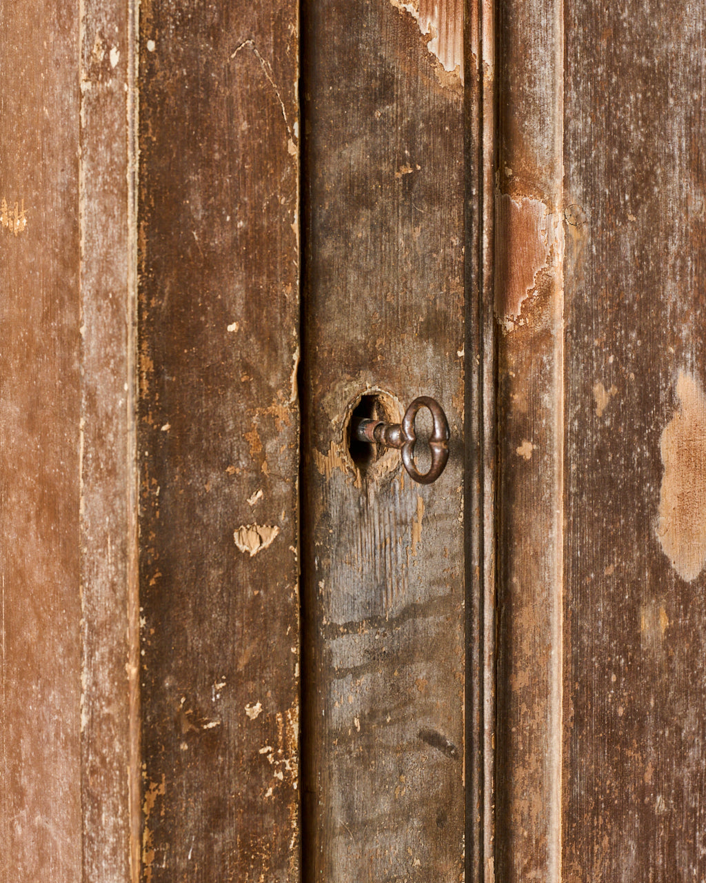 Bonneterie Cupboard