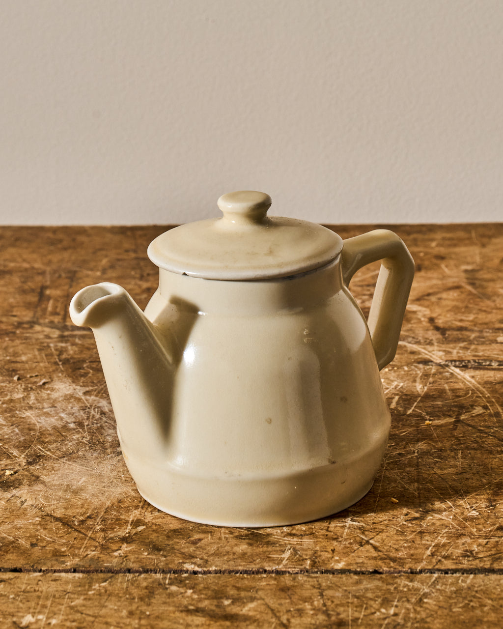 Lyon Teapot
