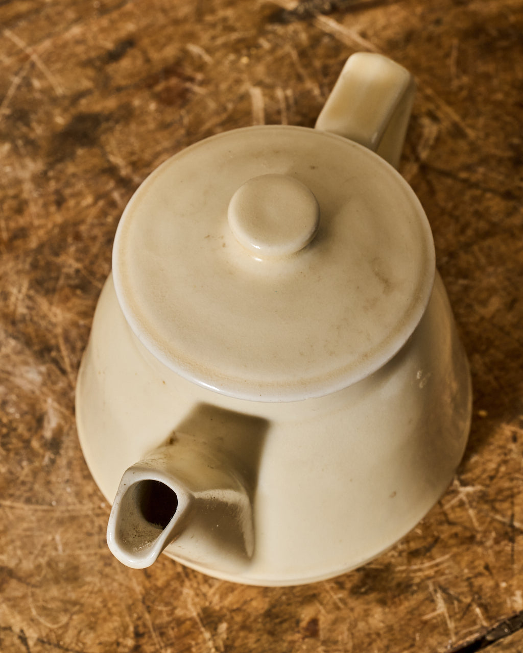 Lyon Teapot