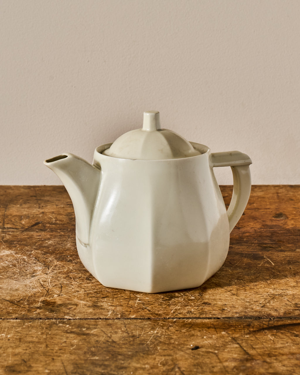 Lyon Teapot