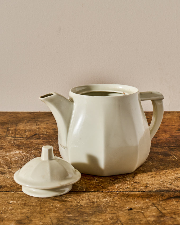 Lyon Teapot