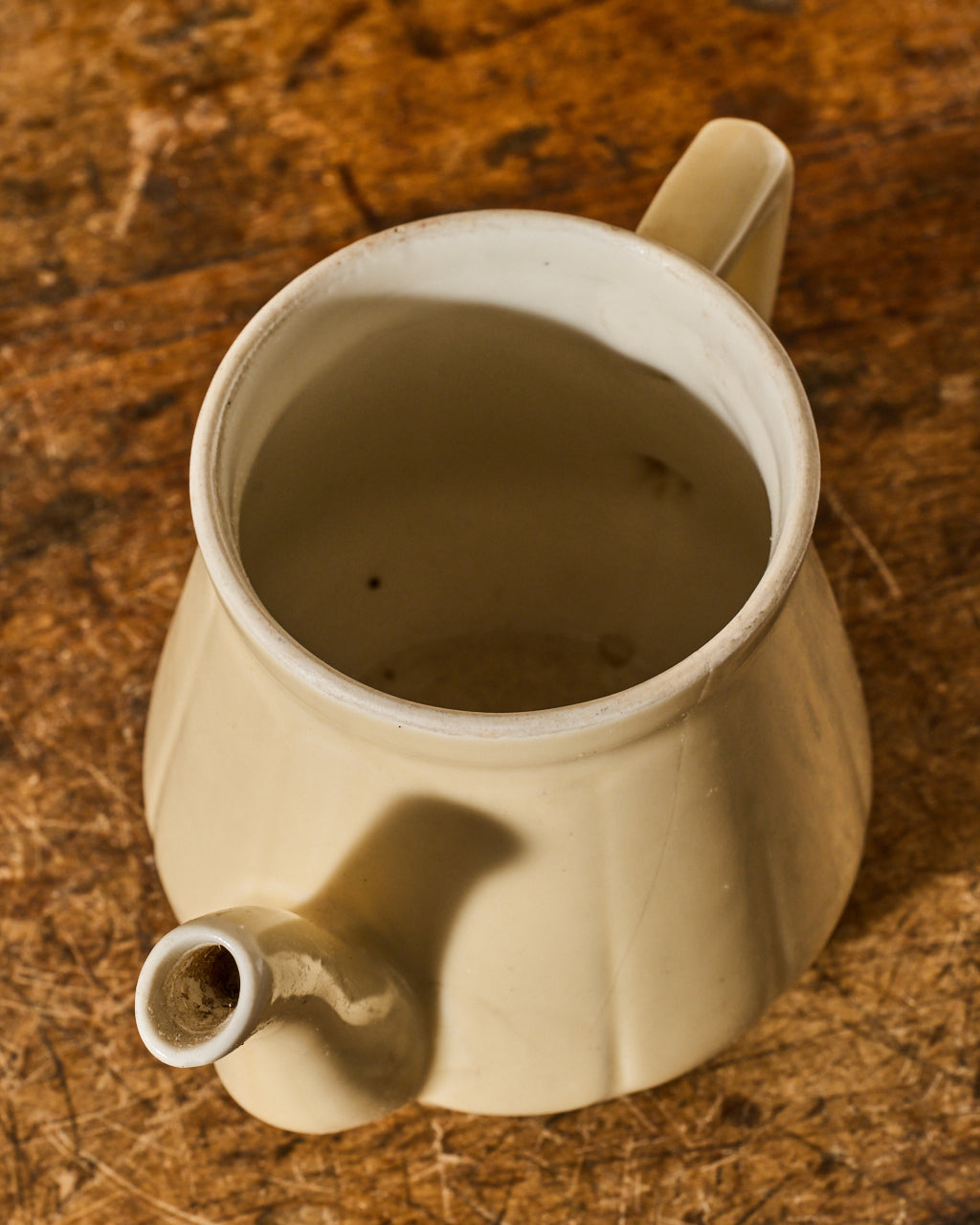 Lyon Teapot Pitcher