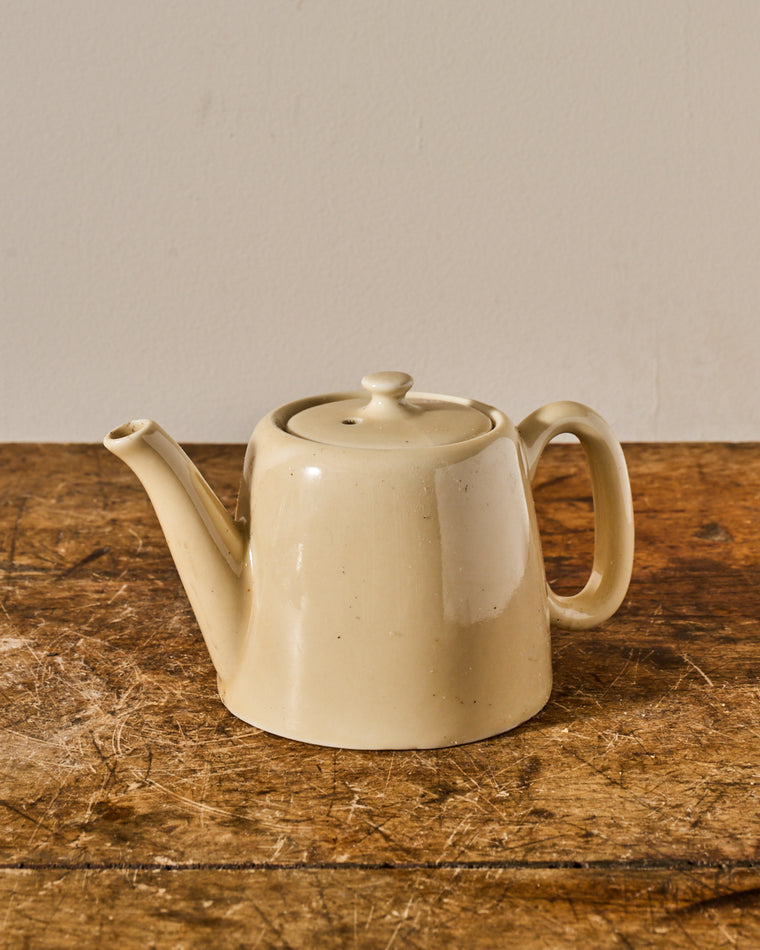 Lyon Teapot