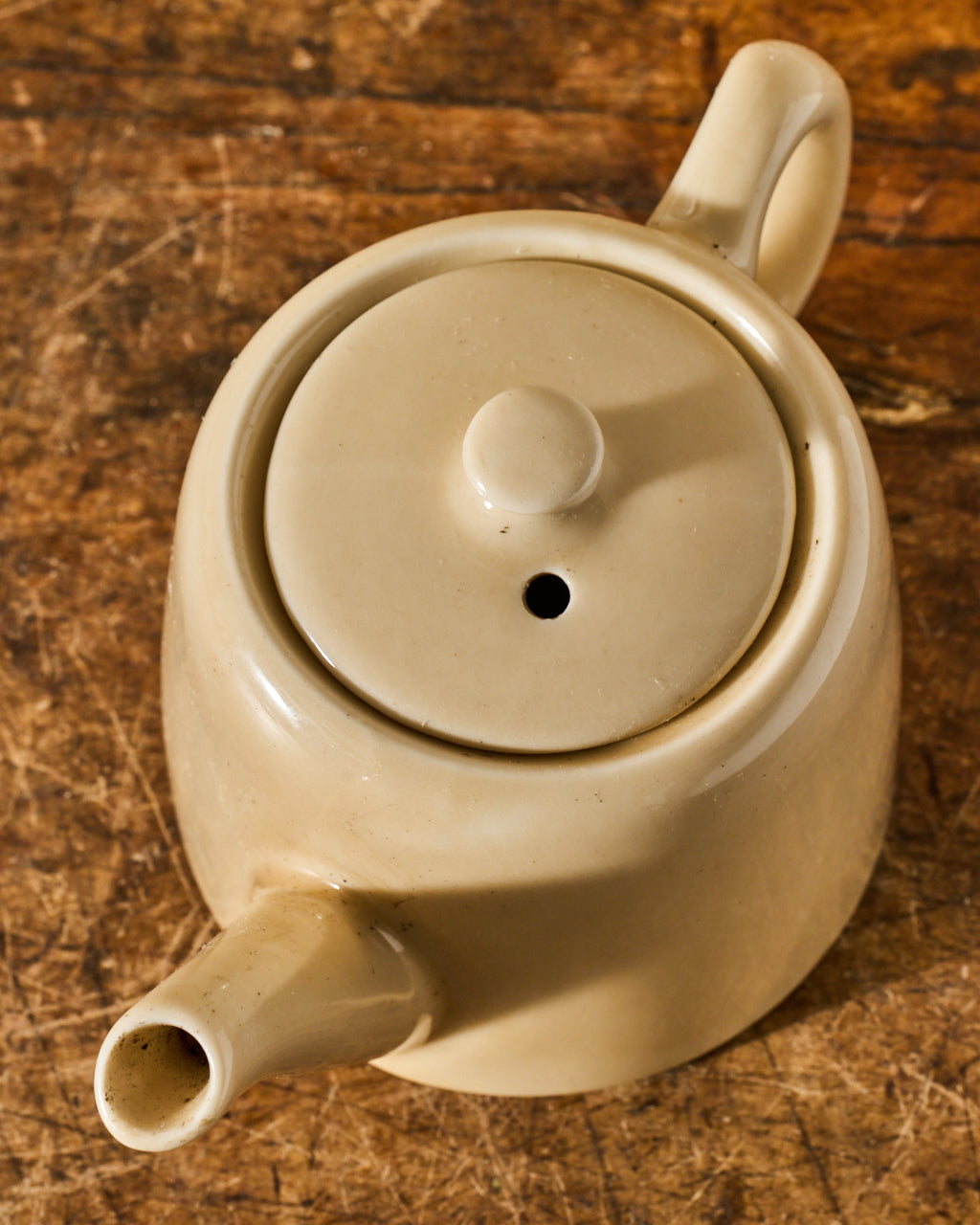 Lyon Teapot