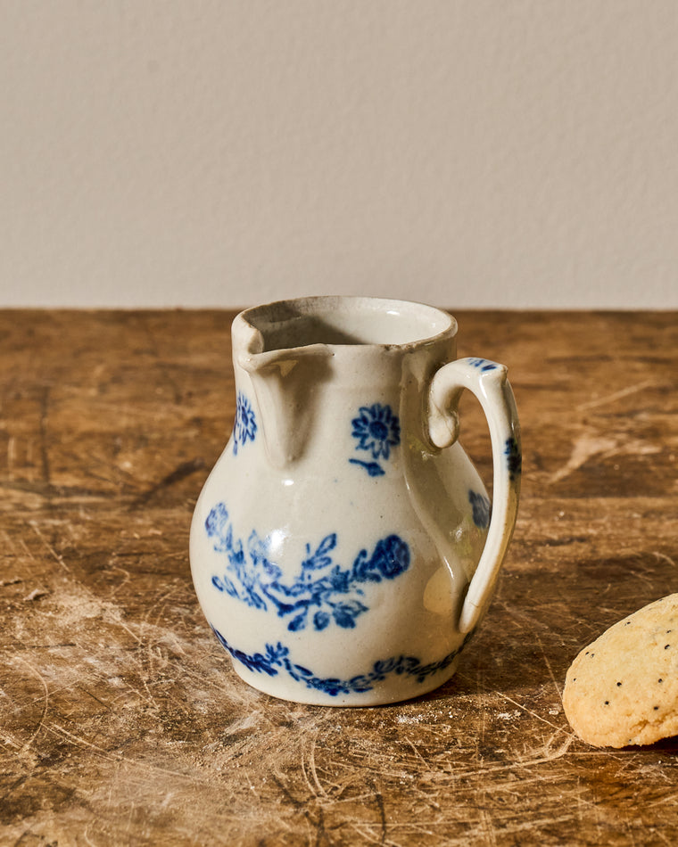 Mini Saint Uze Milk Pot