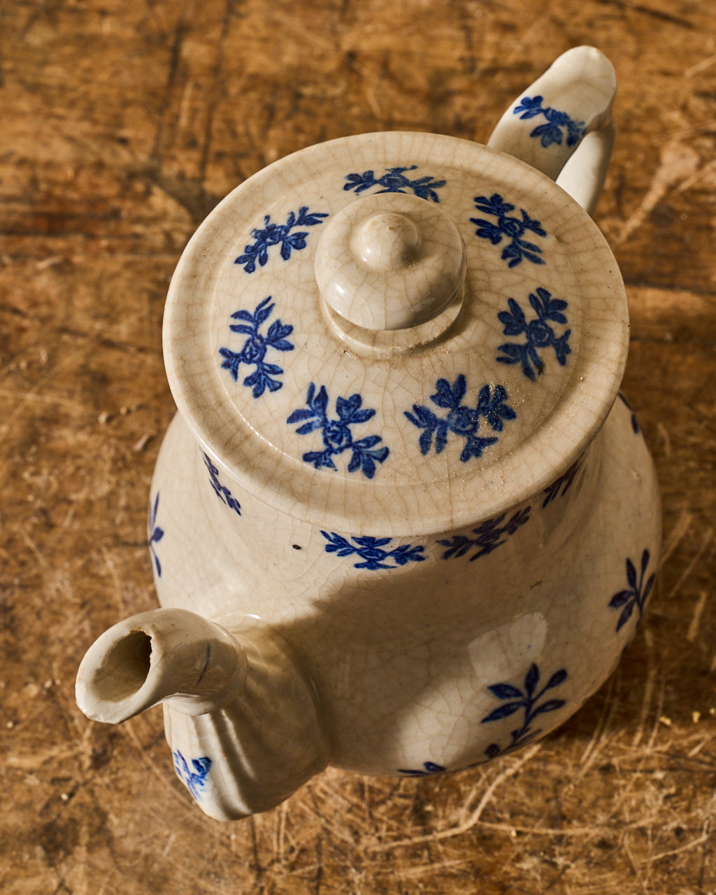 Saint Uze Pot