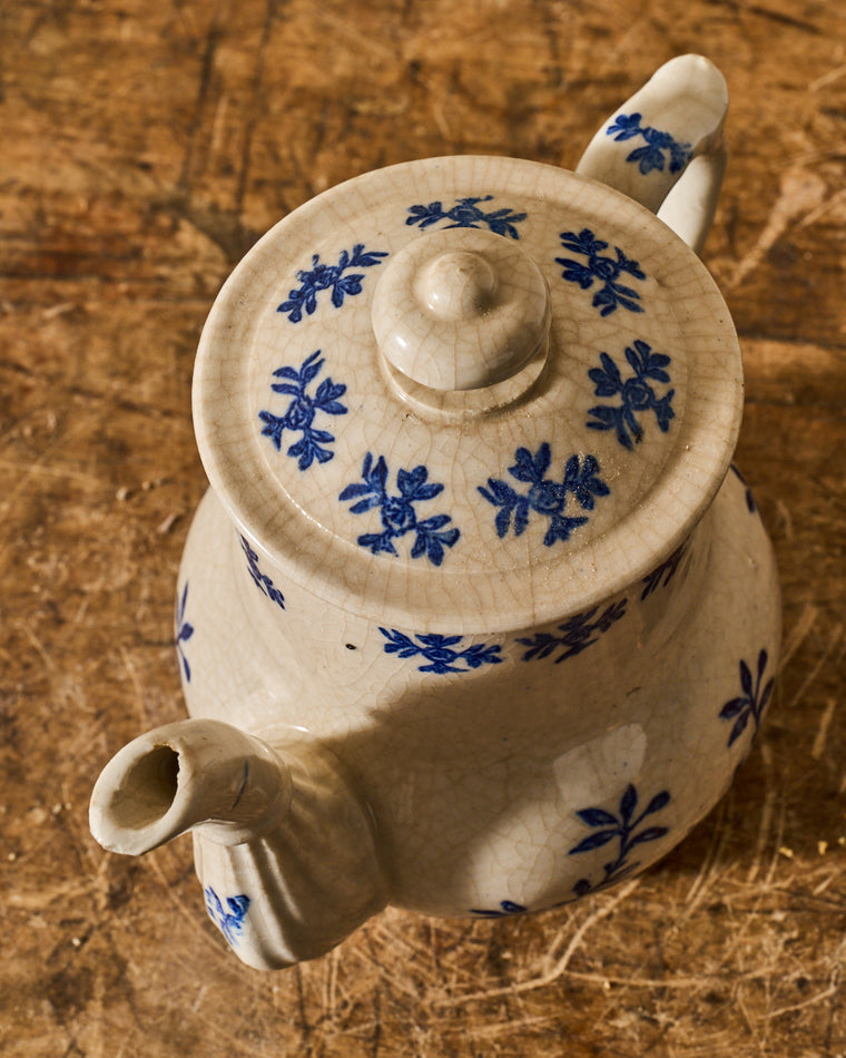 Saint Uze Pot