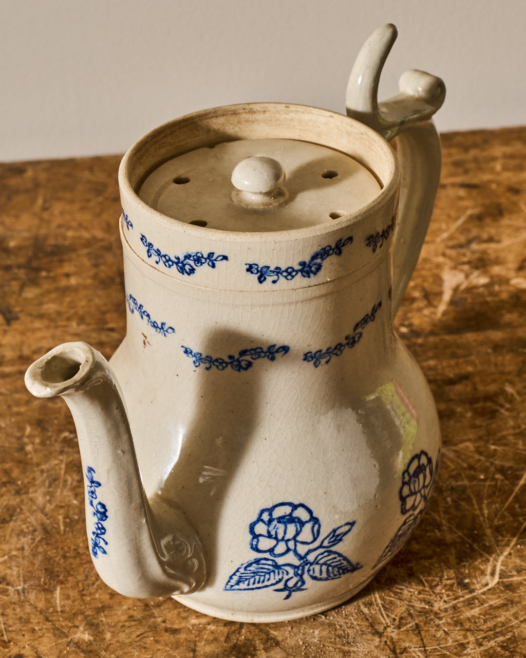 Saint Uze Pot