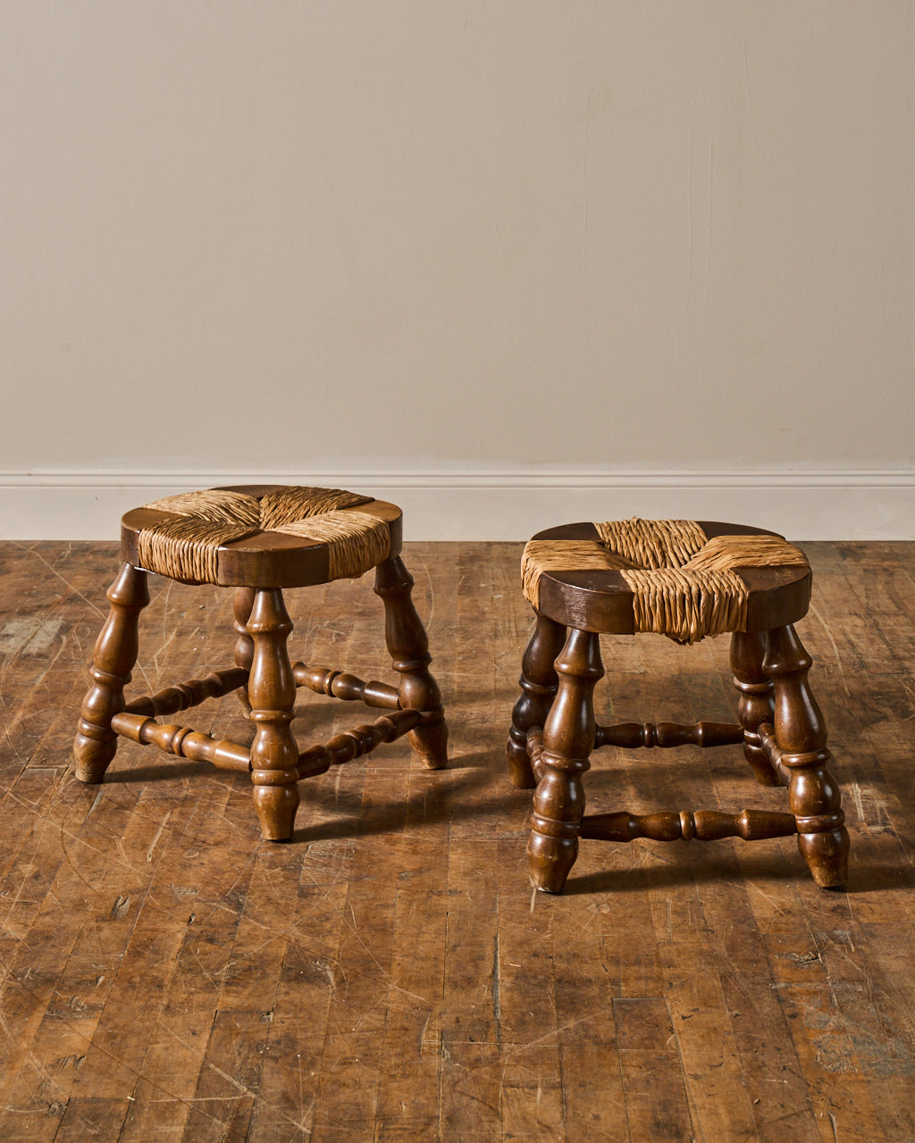French Rush Stool