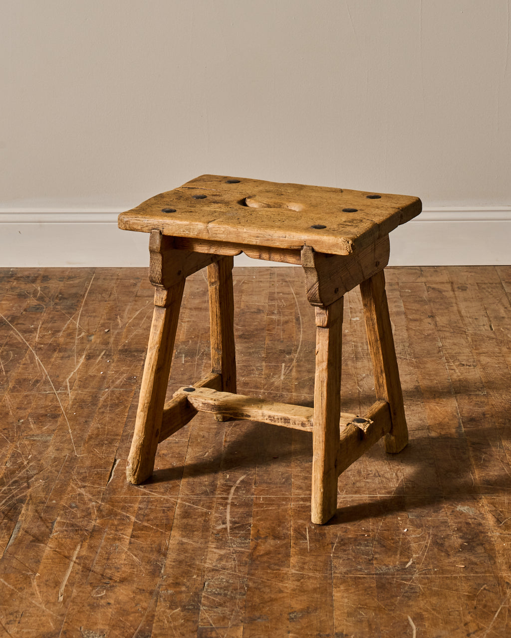Spanish Stool