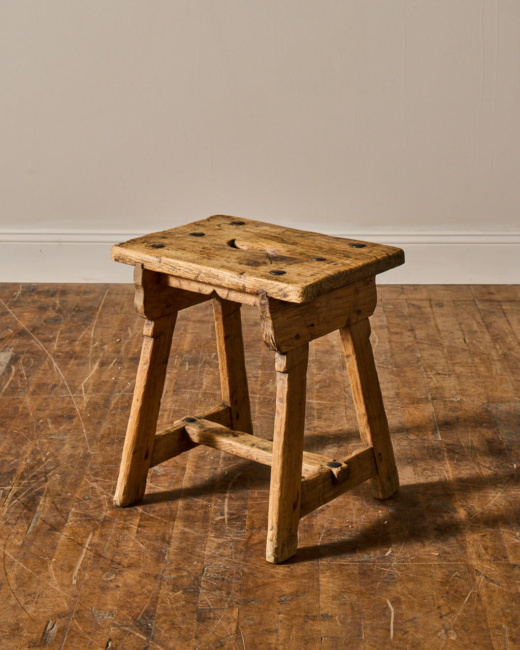Spanish Stool