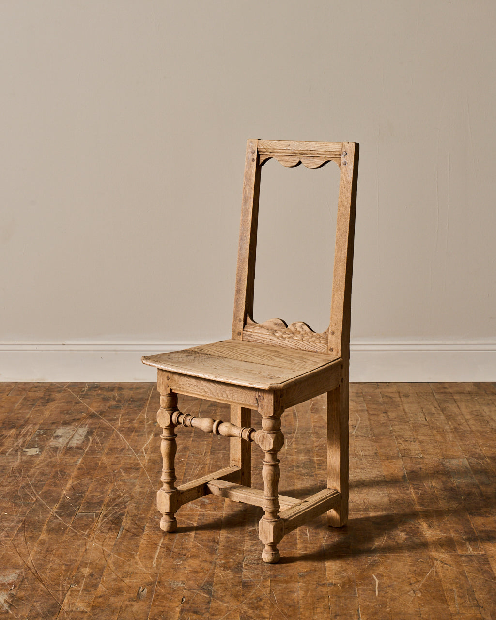 Lorraine Chair