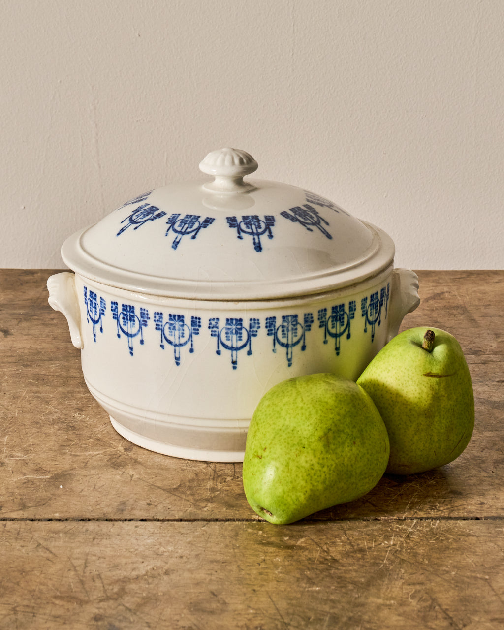 Saint Uze Pot