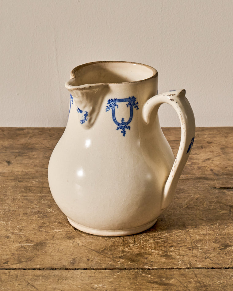 Saint Uze Pot