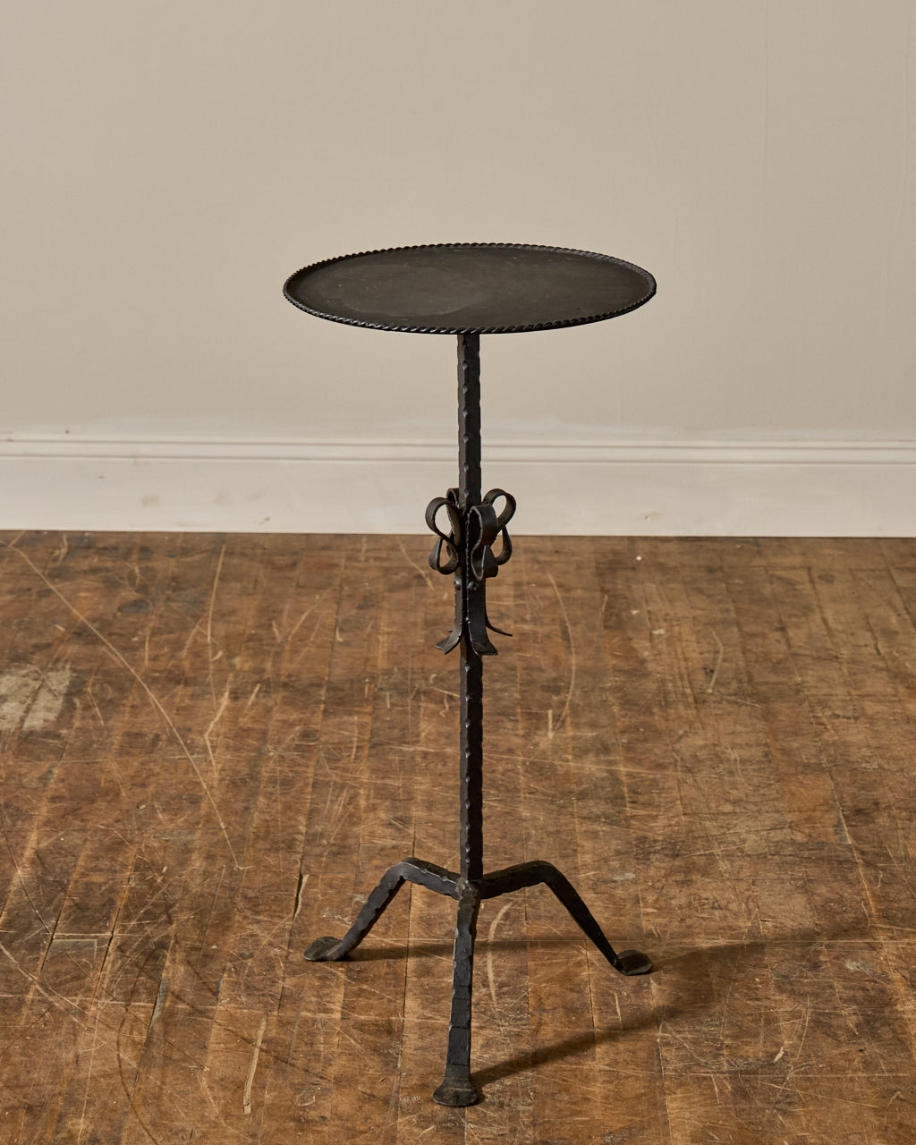 Spanish Martini Table