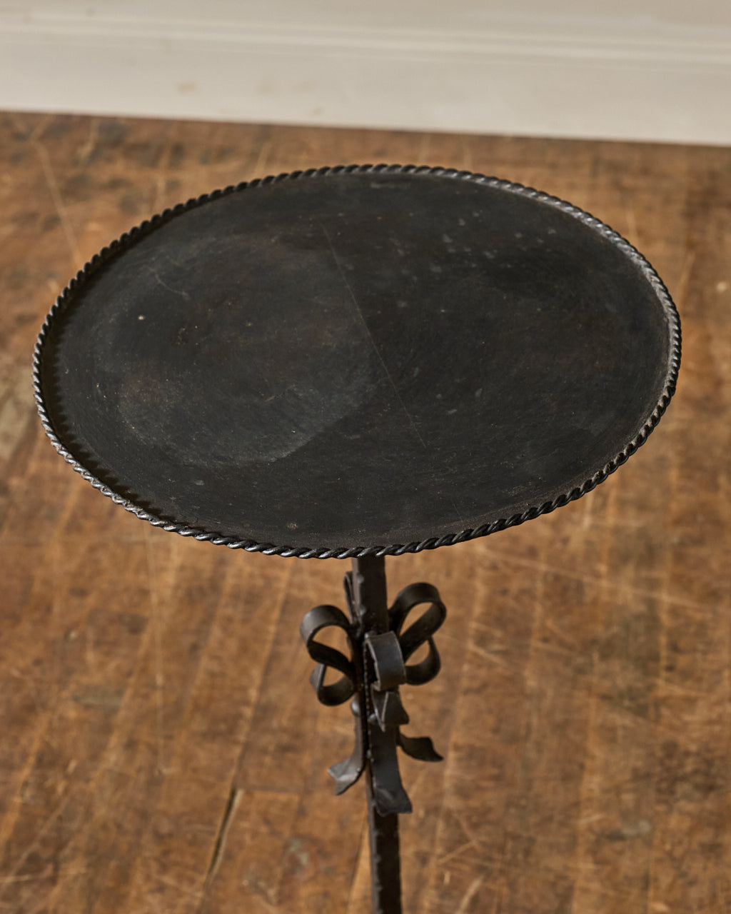 Spanish Martini Table