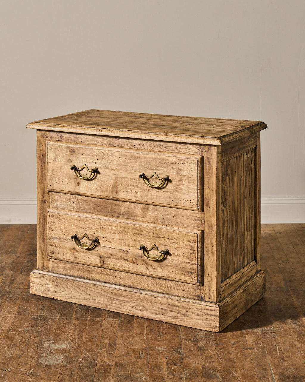 French Dresser