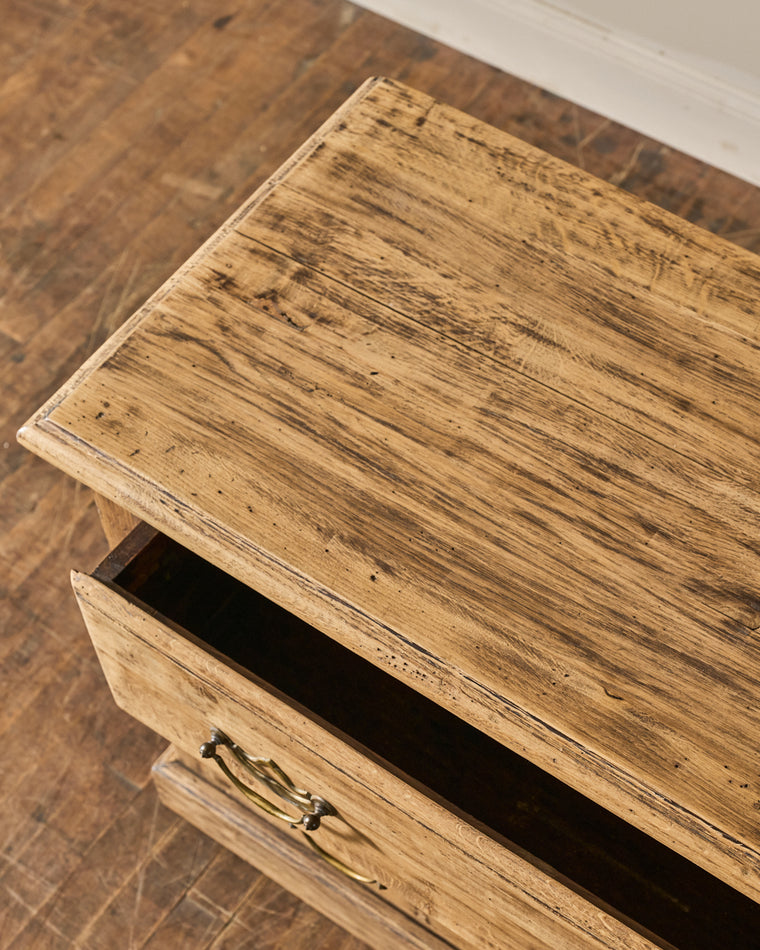 French Dresser