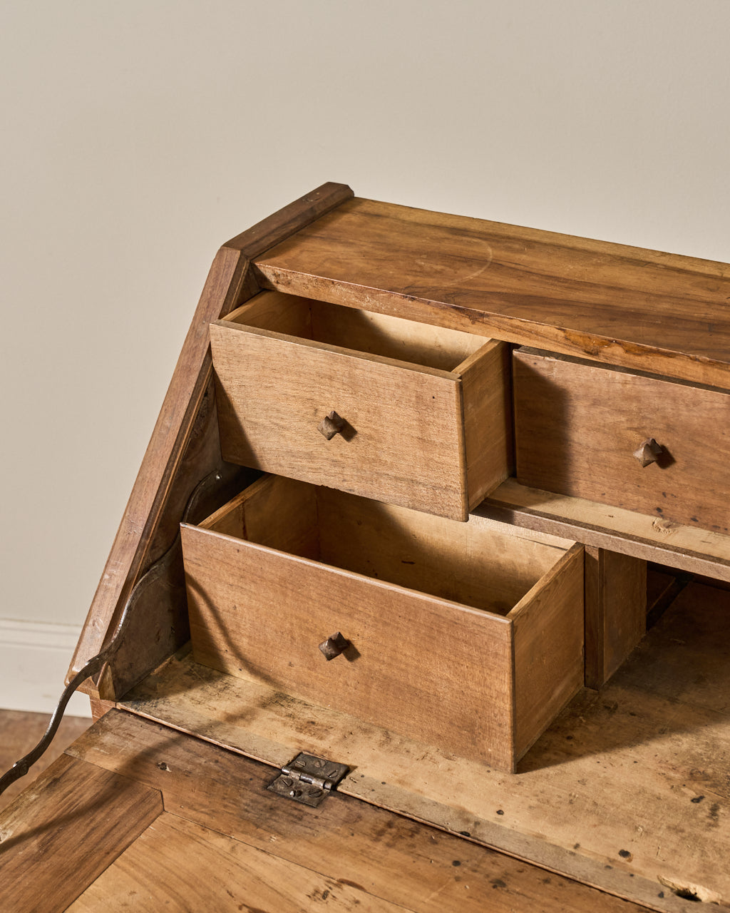 Secretaire Desk