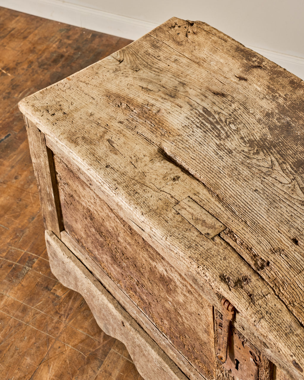 17th c. Basque Chest