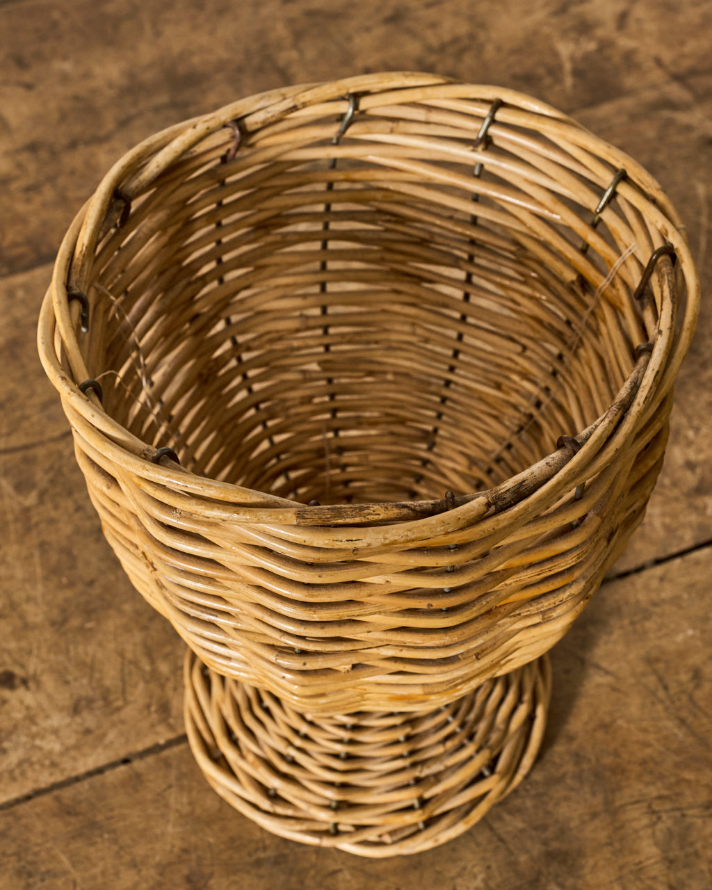 Basket Urn