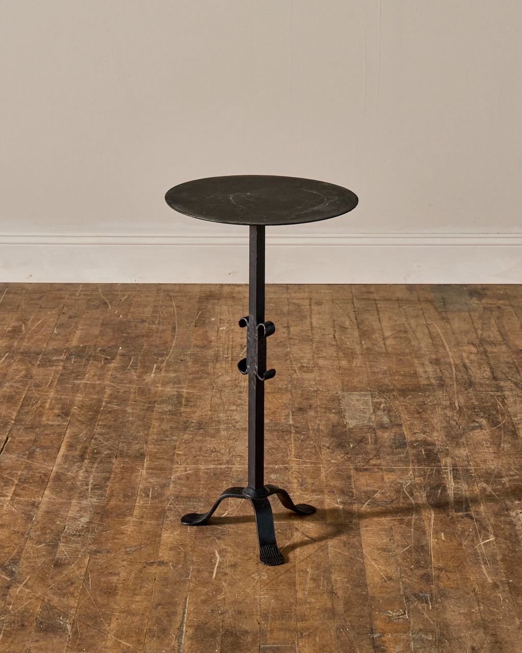 Spanish Martini Table