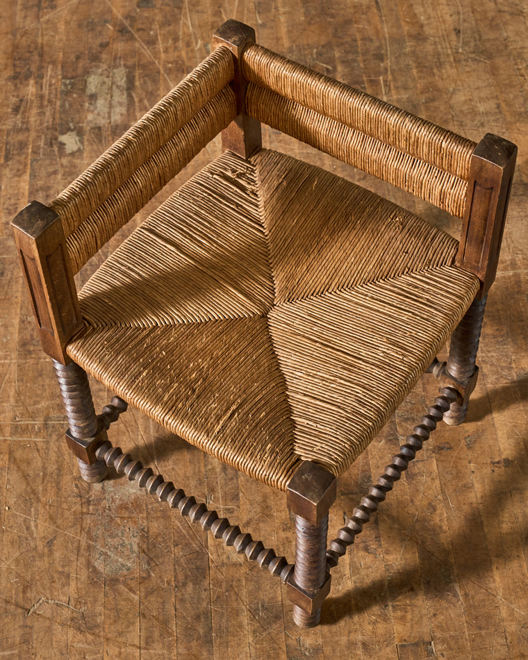 Rush Corner Chair