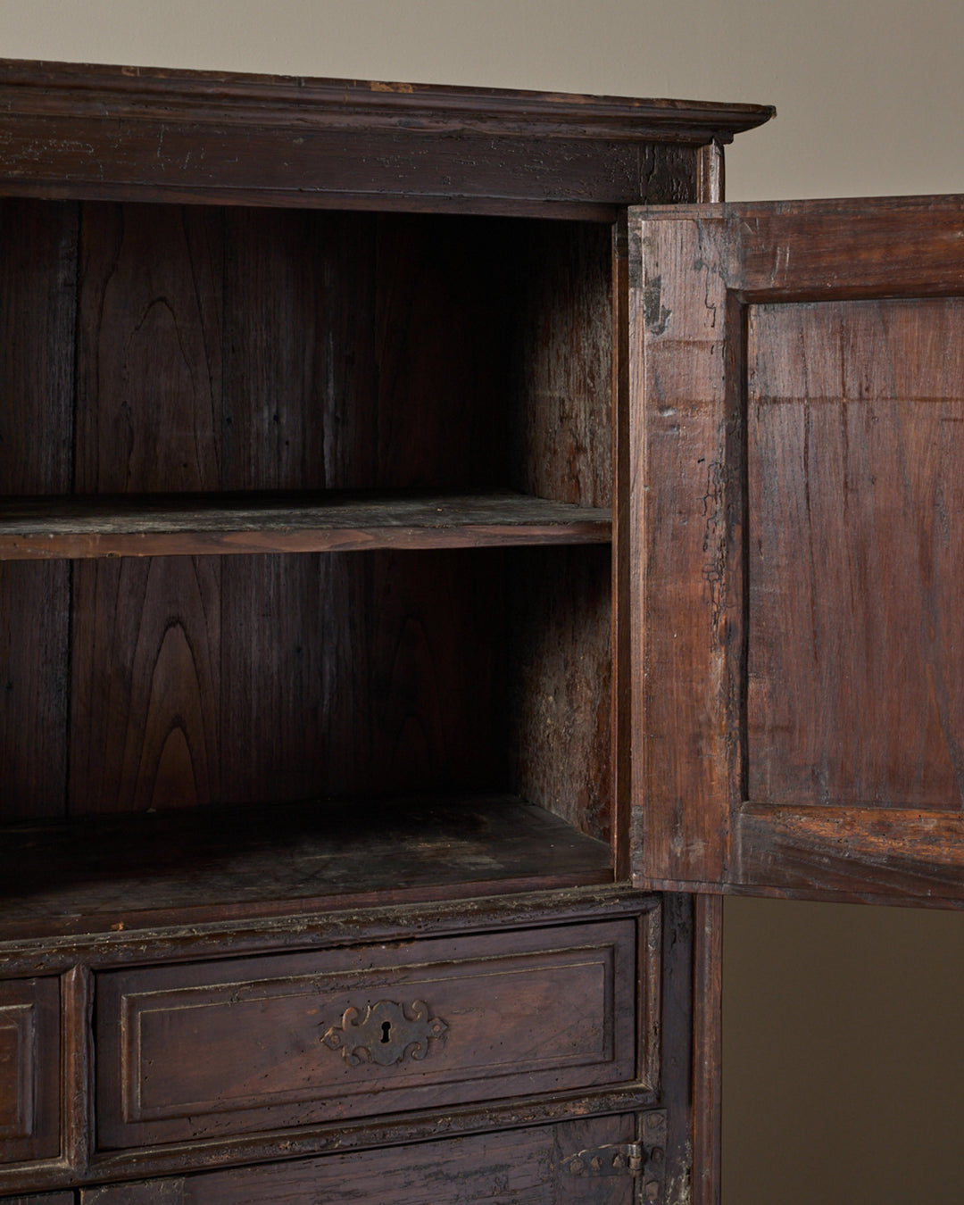 18th c. Portuguese Cabinet