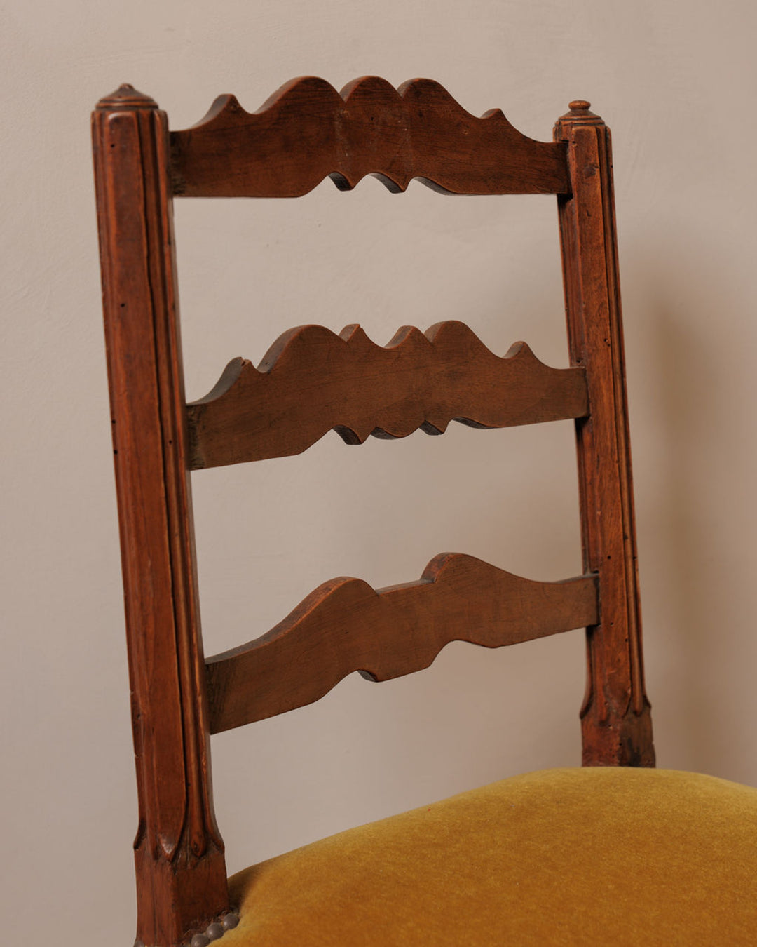 Louis XVI 'Sheep bone' Chair