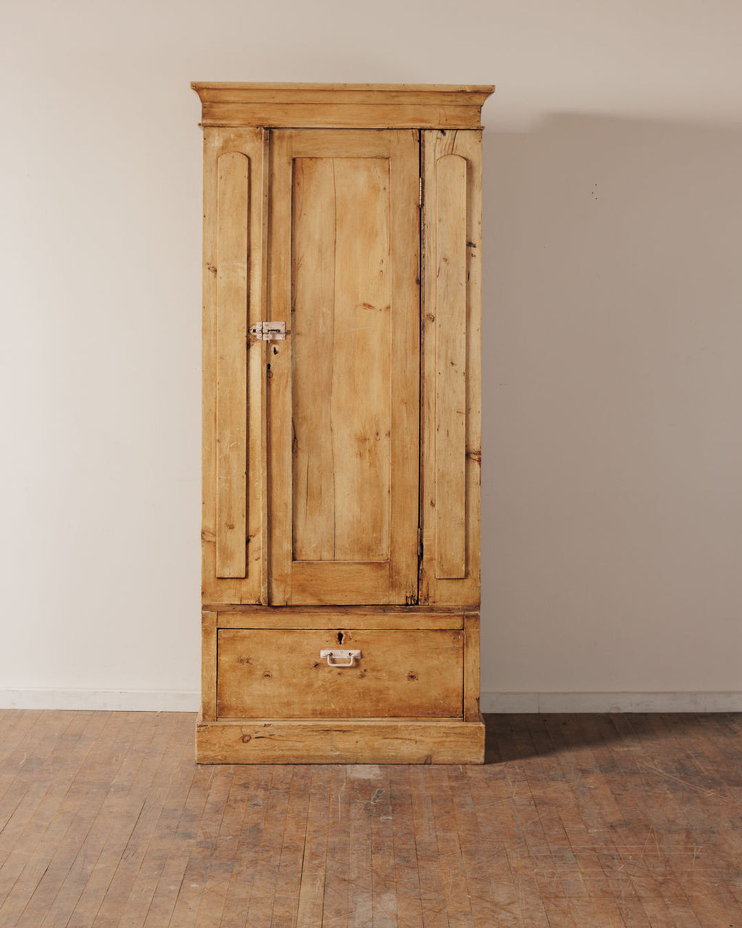 French Riviera Hotel Cupboard
