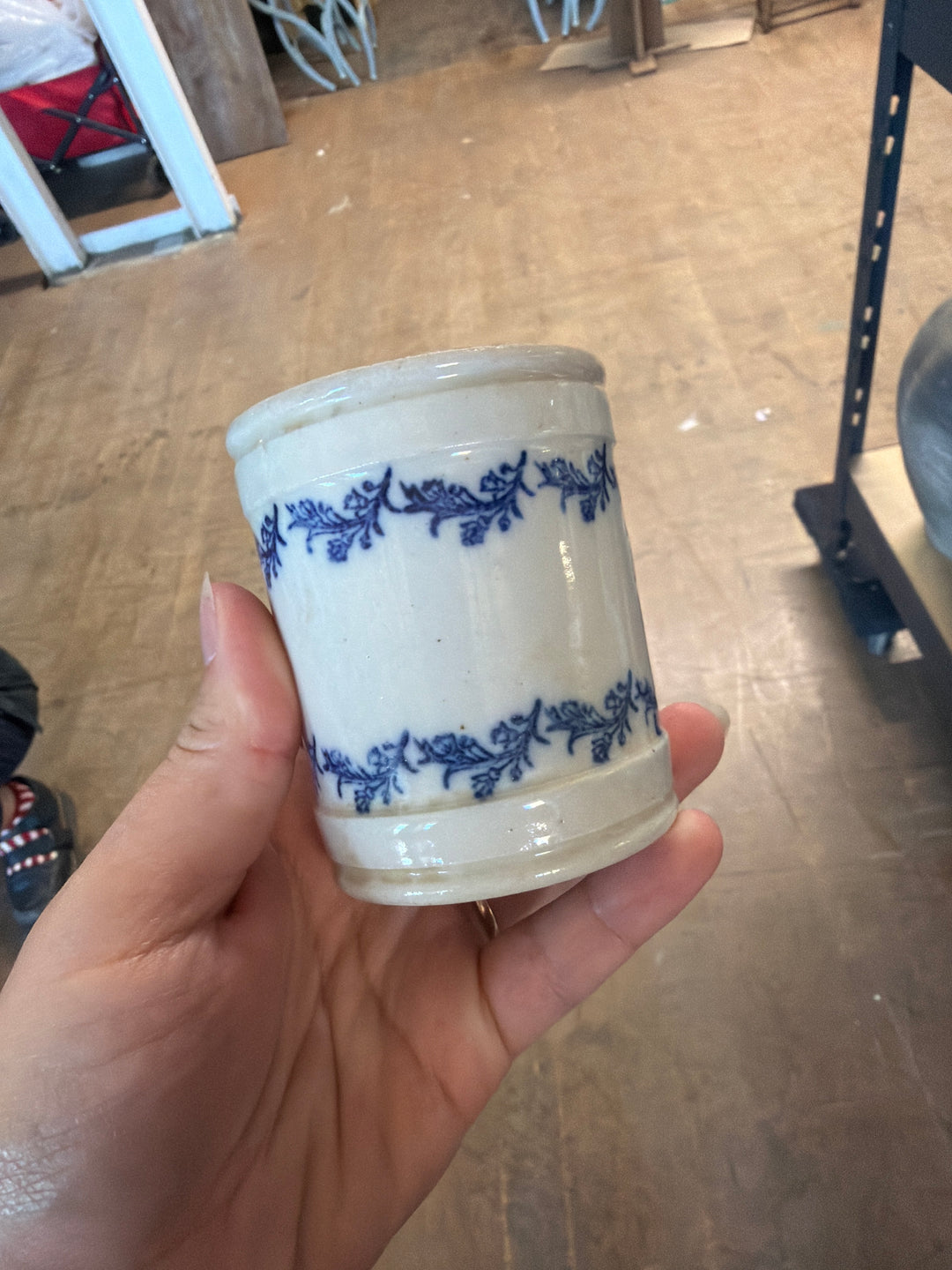 Saint Uze Pot