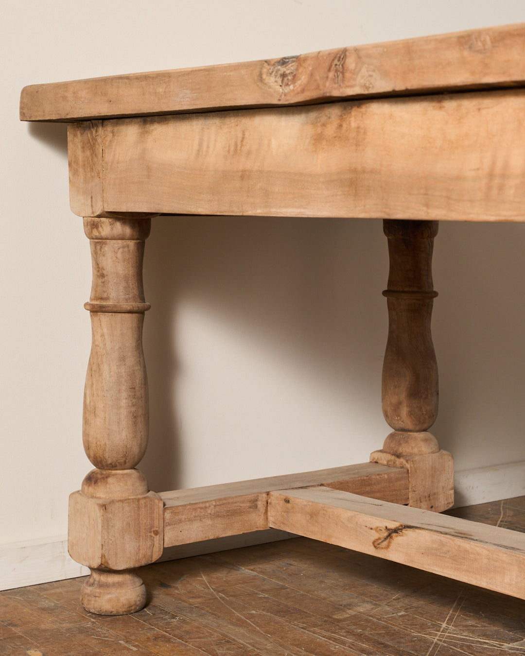 French Farm Table