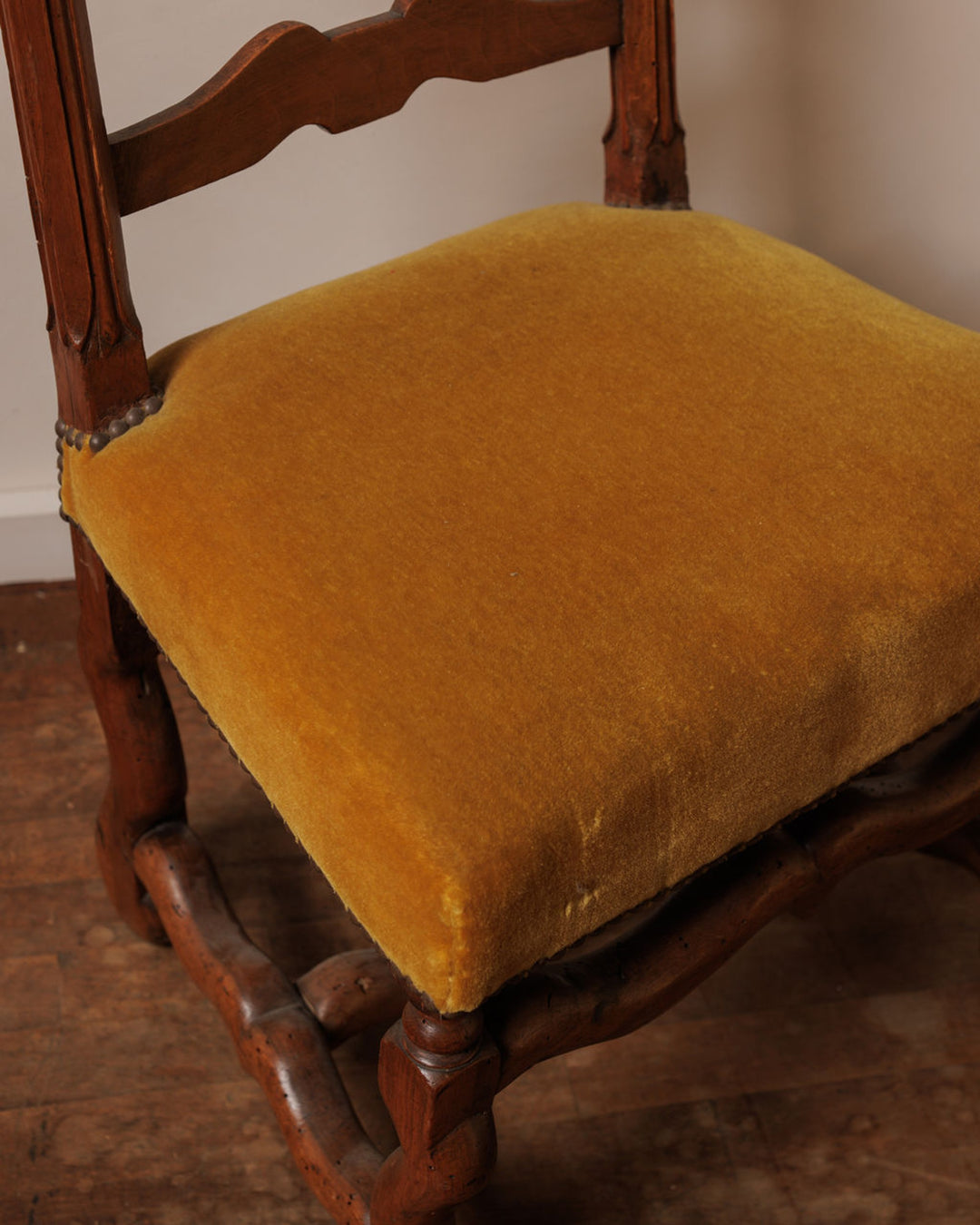 Louis XVI 'Sheep bone' Chair