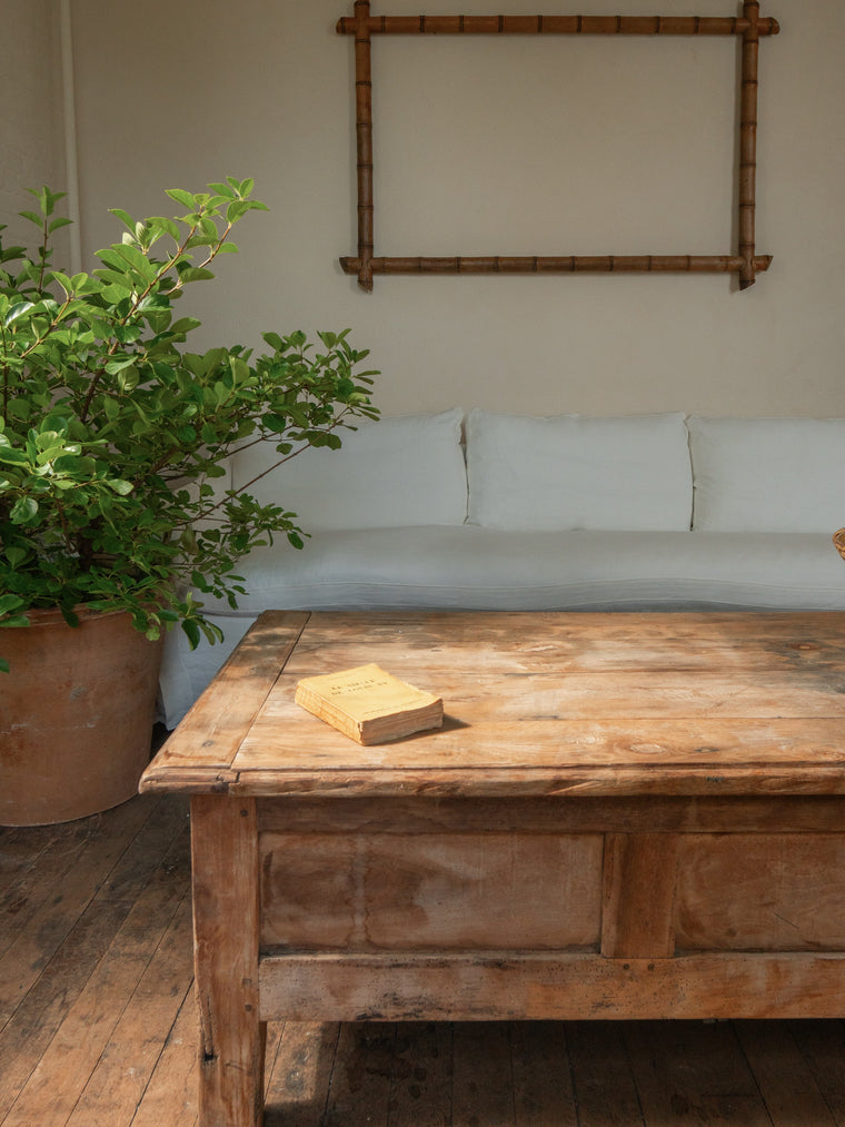 Oak Farm Coffee Table with Three Drawers
