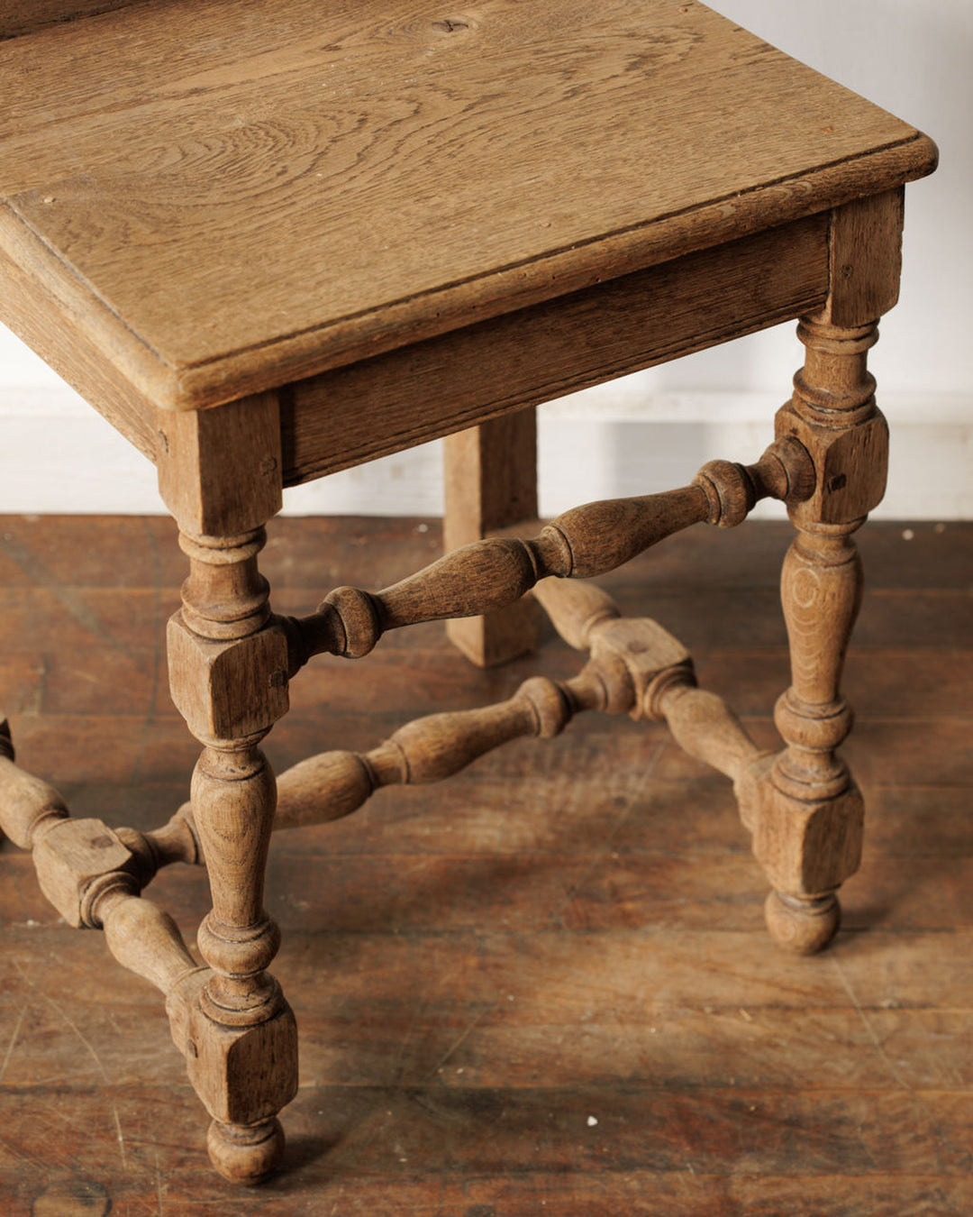18th c. Lorraine Chair